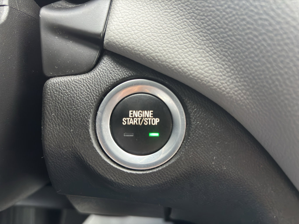 Used 2021 Chevrolet Equinox LS w/ LS Convenience Package image 18