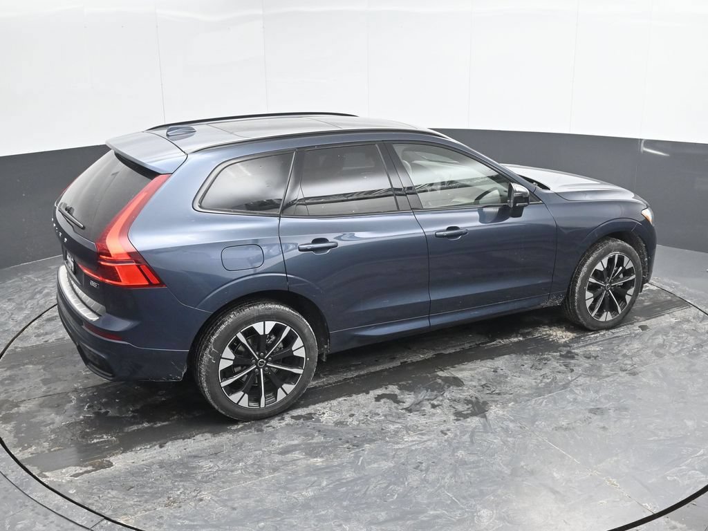 New 2026 Volvo XC60 B5 Plus w/ Protection Package Premier AWD/4WD image 29