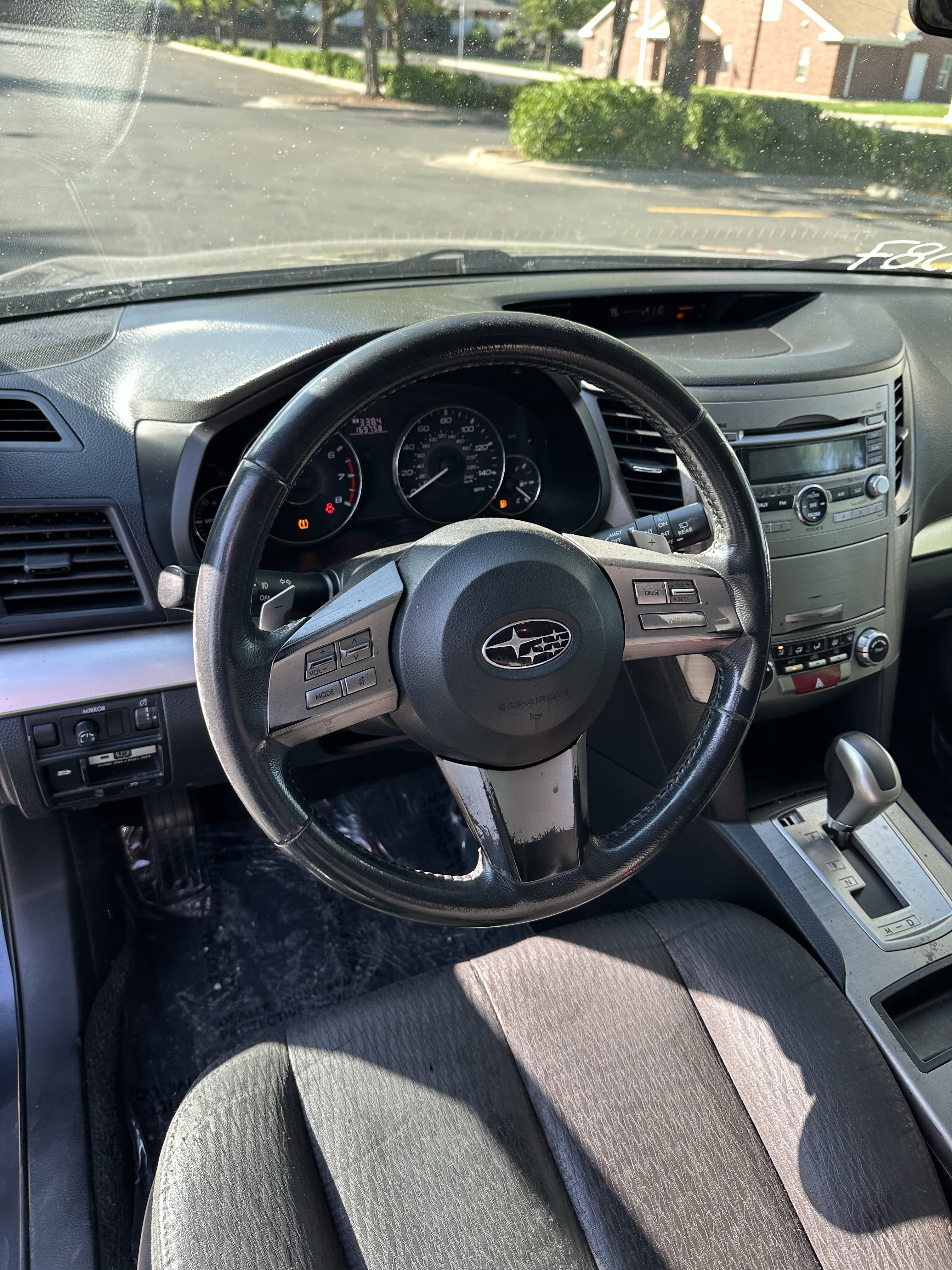 Used 2011 Subaru Outback 2.5i Premium AWD/4WD image 12
