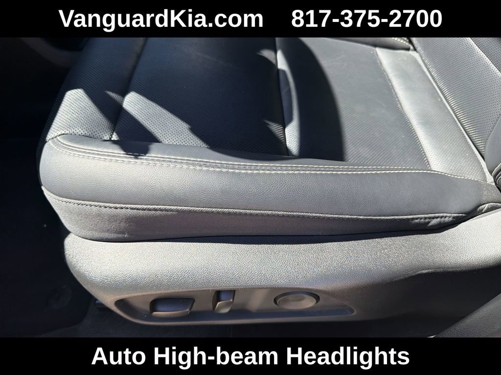 Used 2025 GMC Terrain Elevation w/ Elevation Premium Package image 16