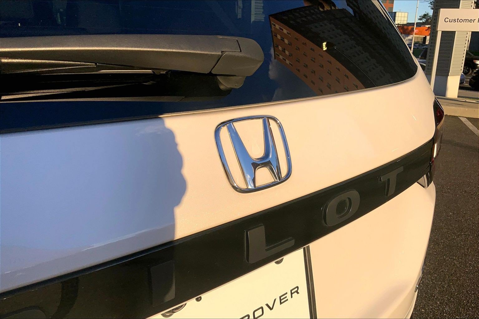 Used 2025 Honda Pilot Touring image 32