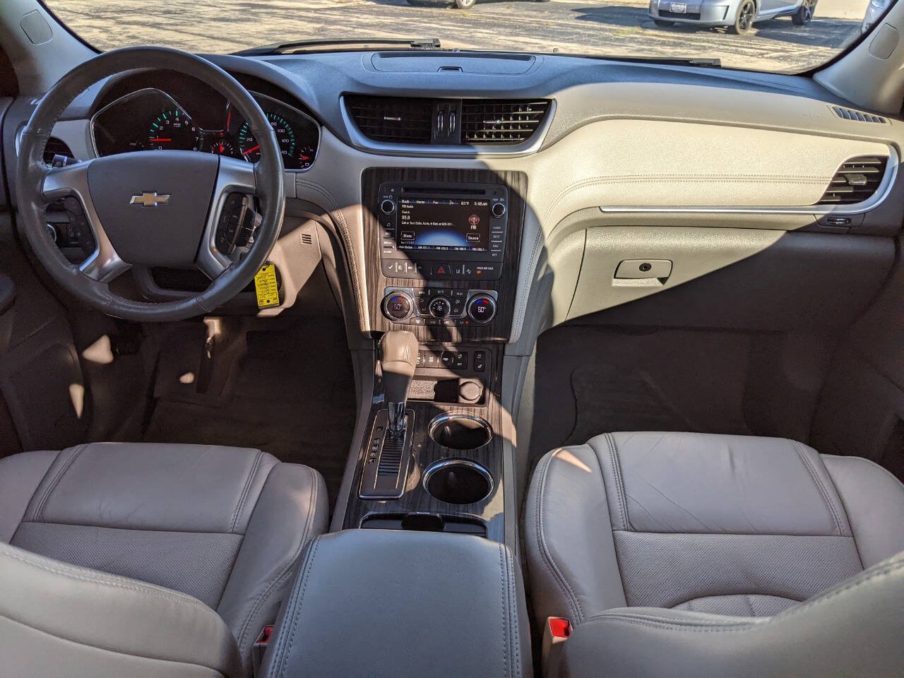 Used 2014 Chevrolet Traverse LTZ AWD/4WD image 17