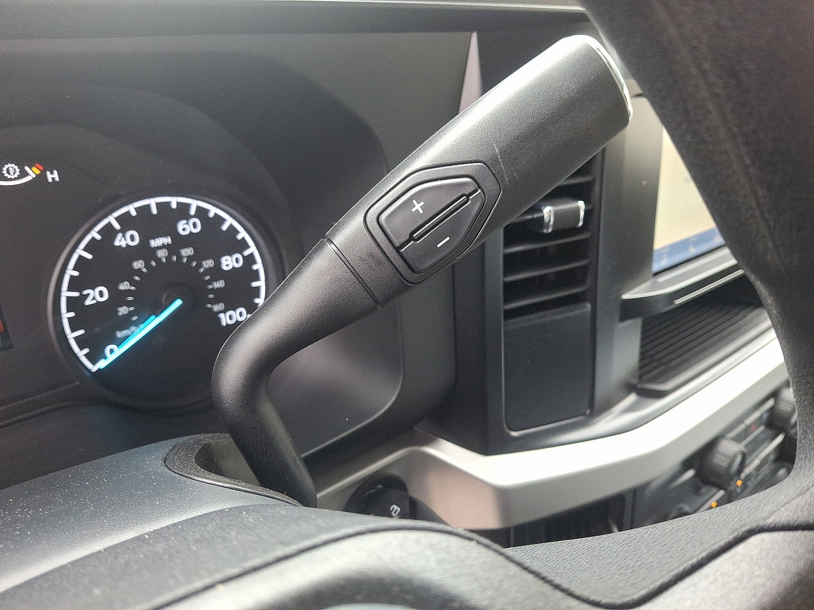 New 2025 Ford F350 XL w/ XL Chrome Package image 12