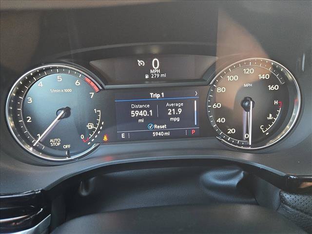 Used 2025 Cadillac XT6 Luxury FWD image 11