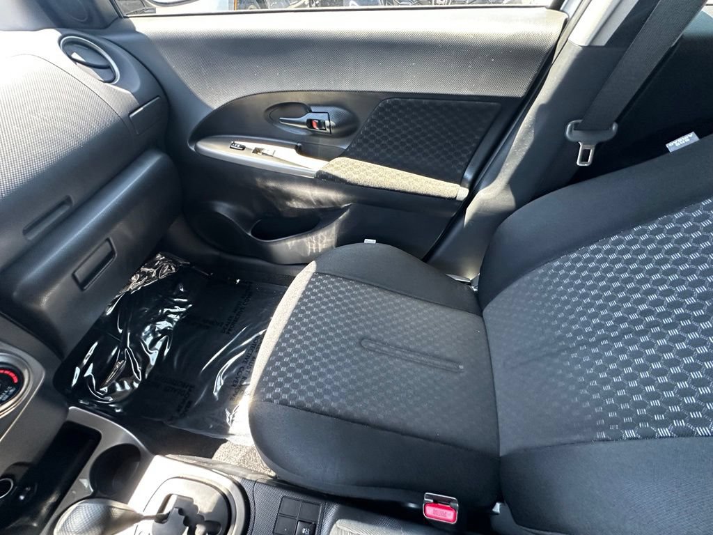 Used 2013 Scion xD FWD image 32
