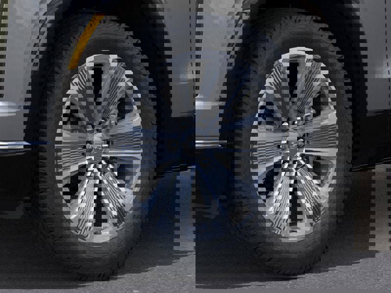 New 2026 Cadillac Vistiq Luxury w/ LPO, Floor Liner Package image 9