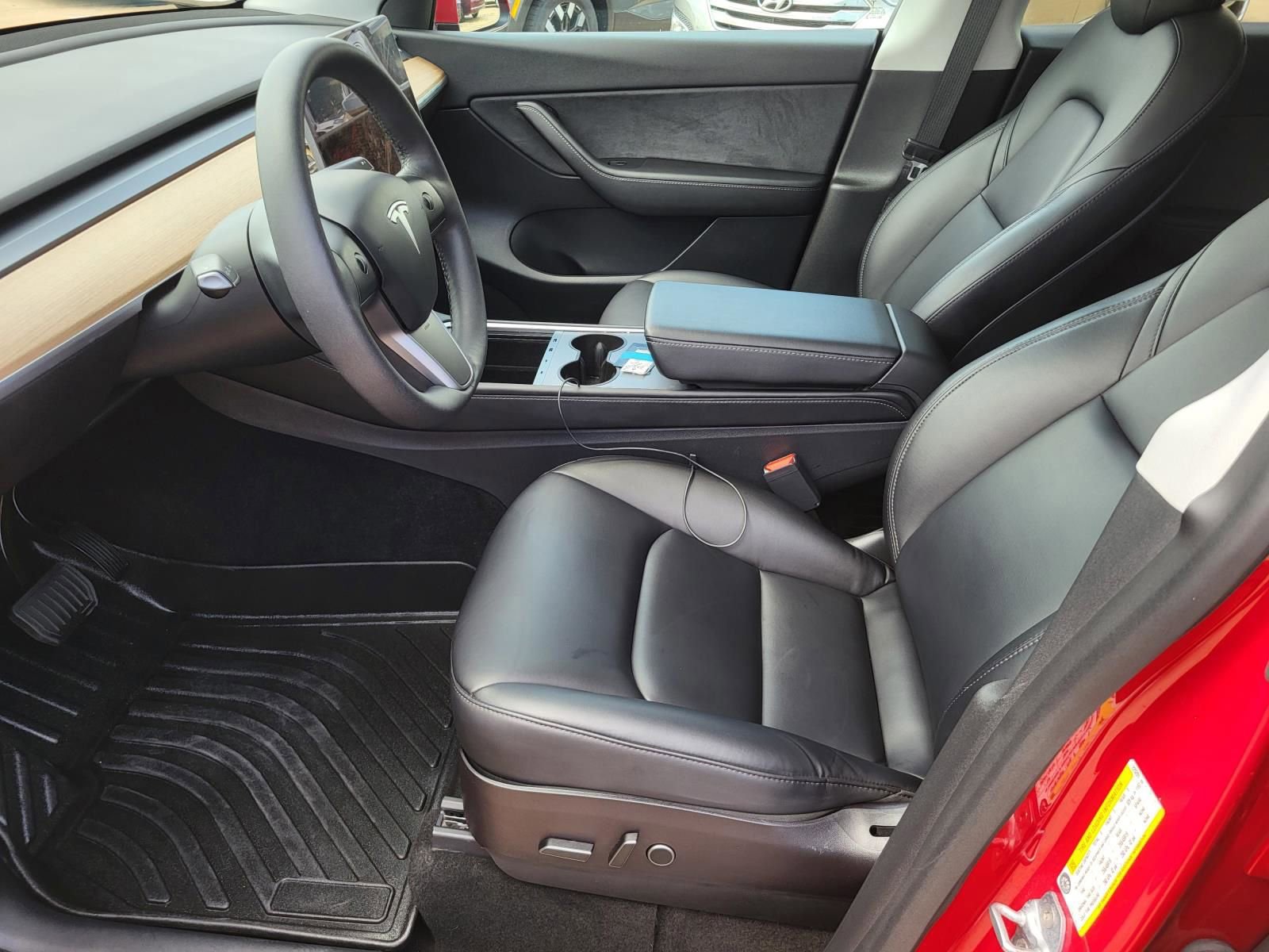 Used 2021 Tesla Model Y Long Range AWD/4WD image 19
