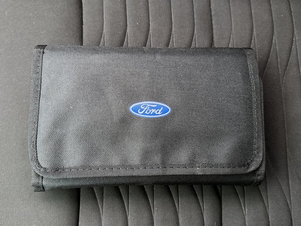Used 2021 Ford Explorer XLT RWD image 37
