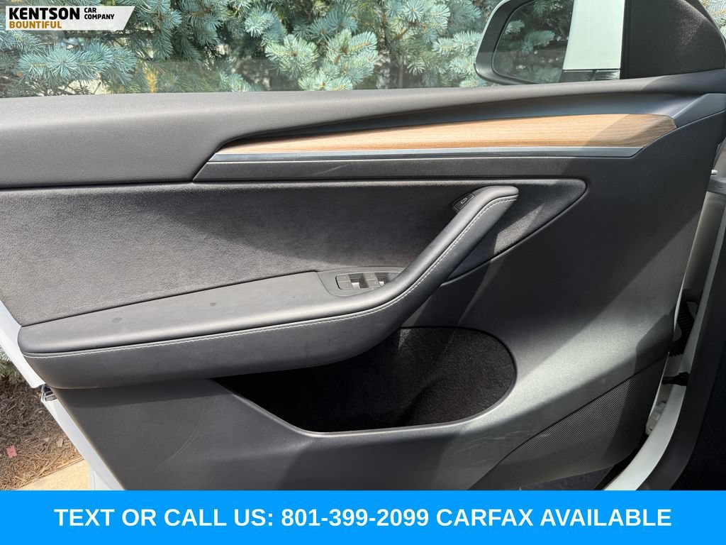 Used 2023 Tesla Model Y Long Range AWD/4WD image 16