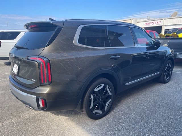 Used 2023 Kia Telluride EX image 12