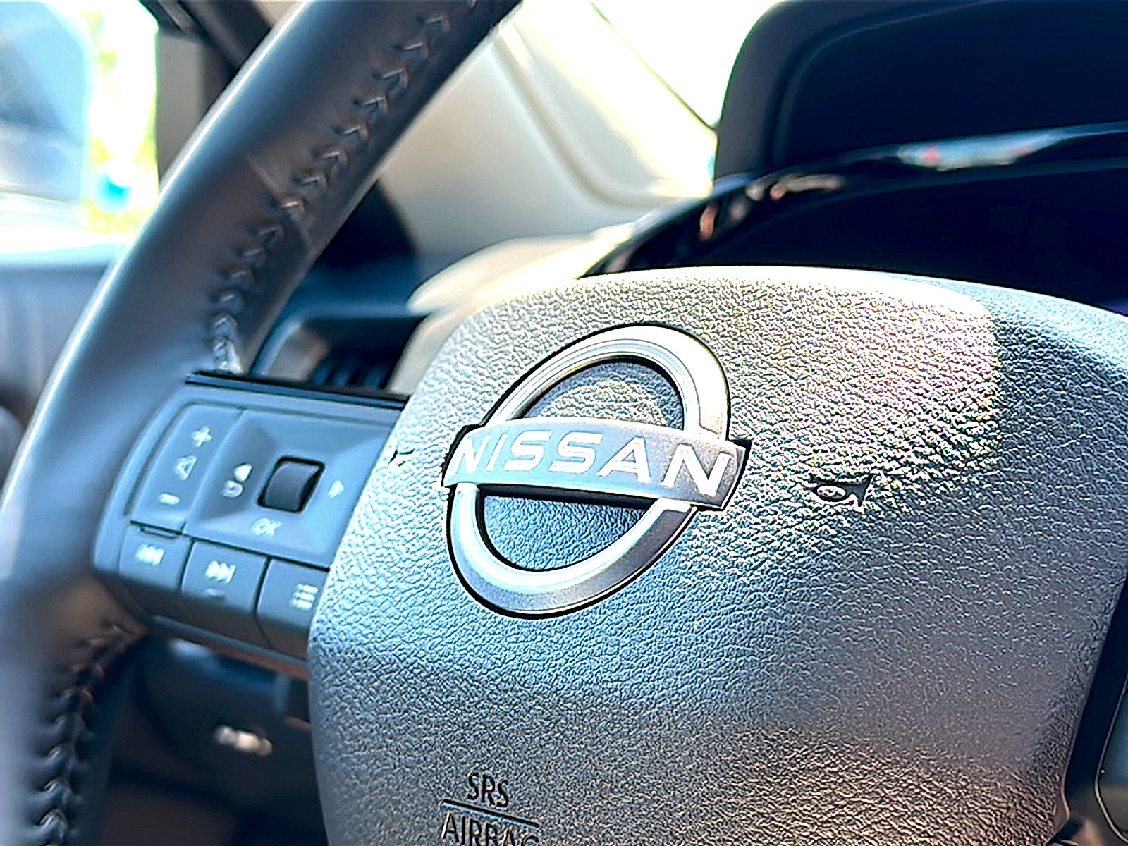 New 2026 Nissan Pathfinder SL w/ SL Premium Package FWD image 22
