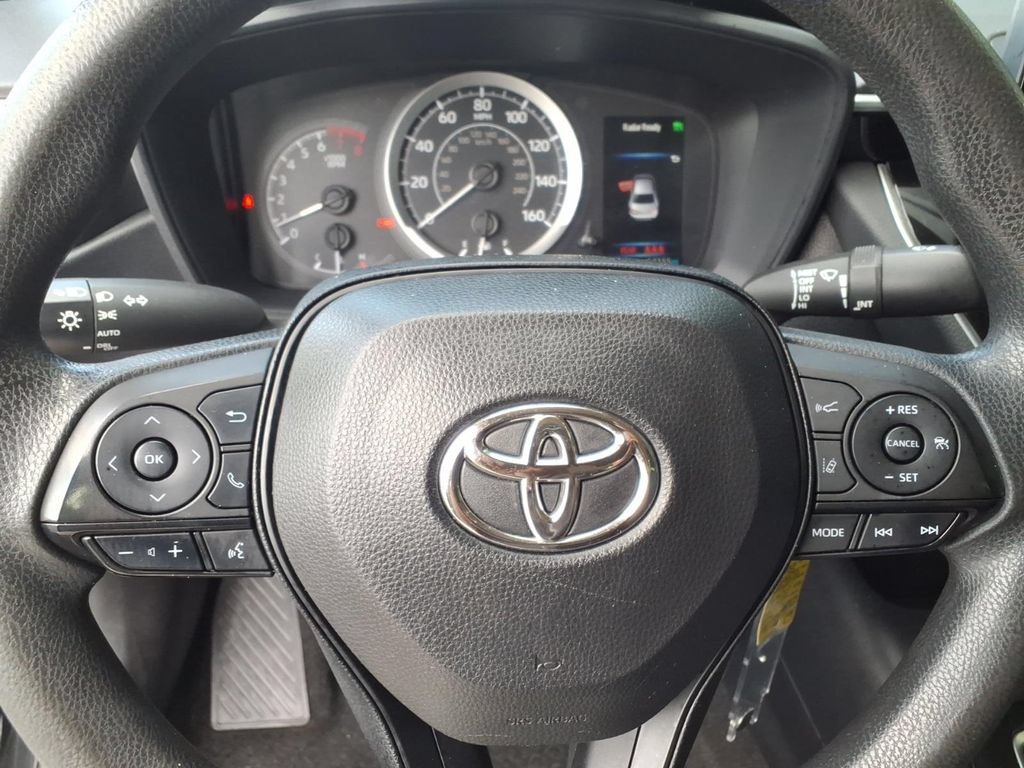 Used 2022 Toyota Corolla LE FWD image 27