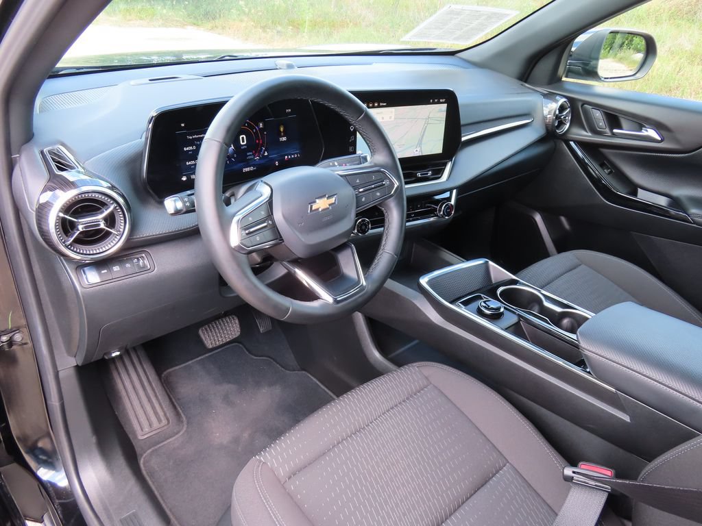 Certified 2026 Chevrolet Equinox LT AWD/4WD image 23