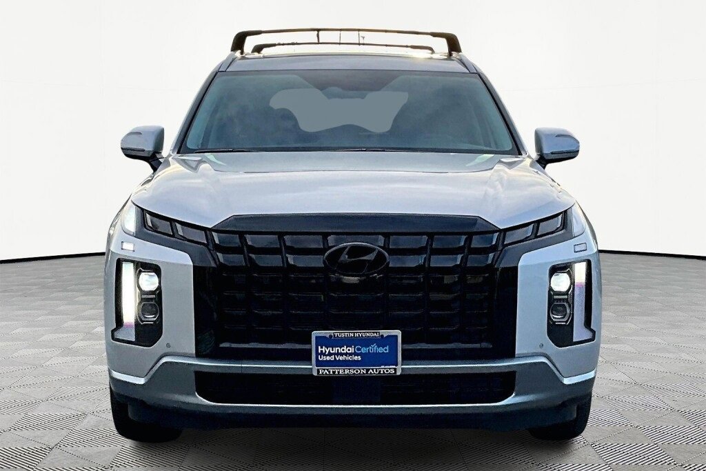 Certified 2025 Hyundai Palisade SEL image 3