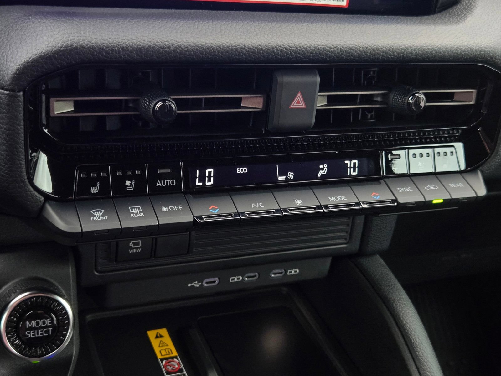 Certified 2026 Toyota Land Cruiser w/ Premium Package AWD/4WD image 19