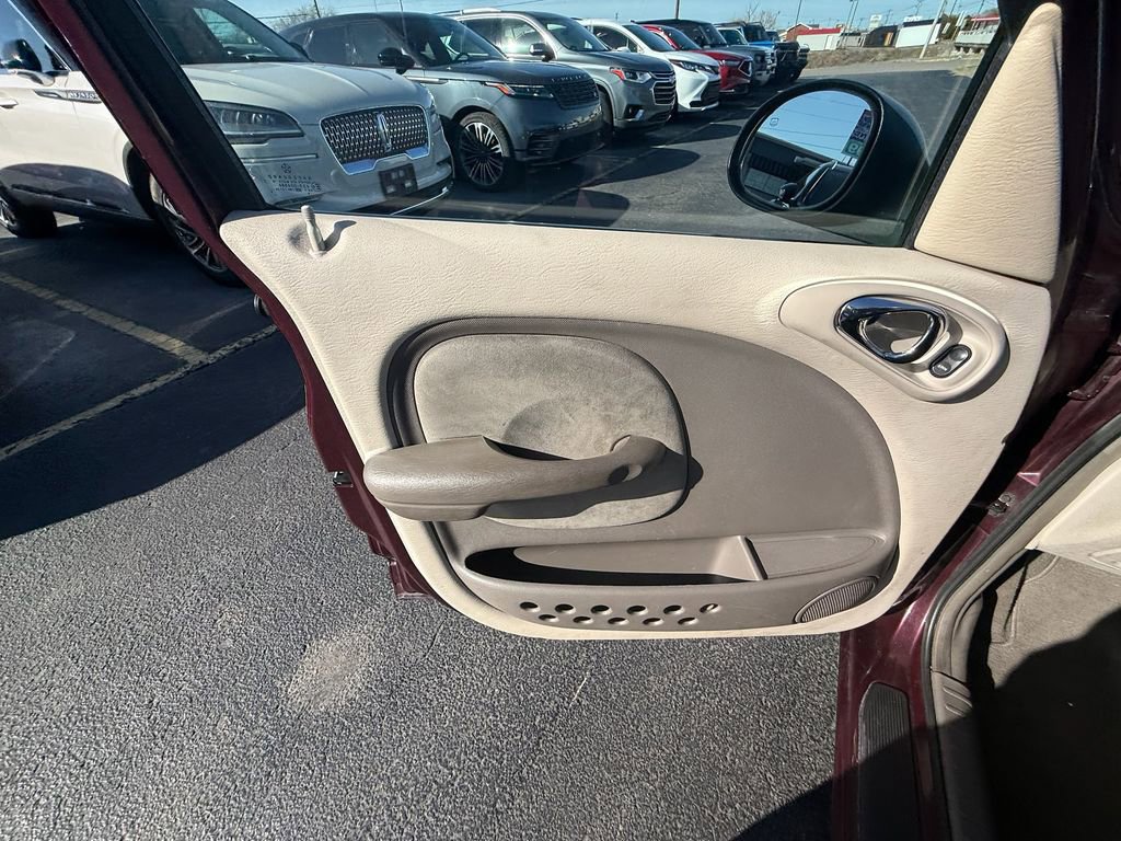 Used 2002 Chrysler PT Cruiser Limited image 11
