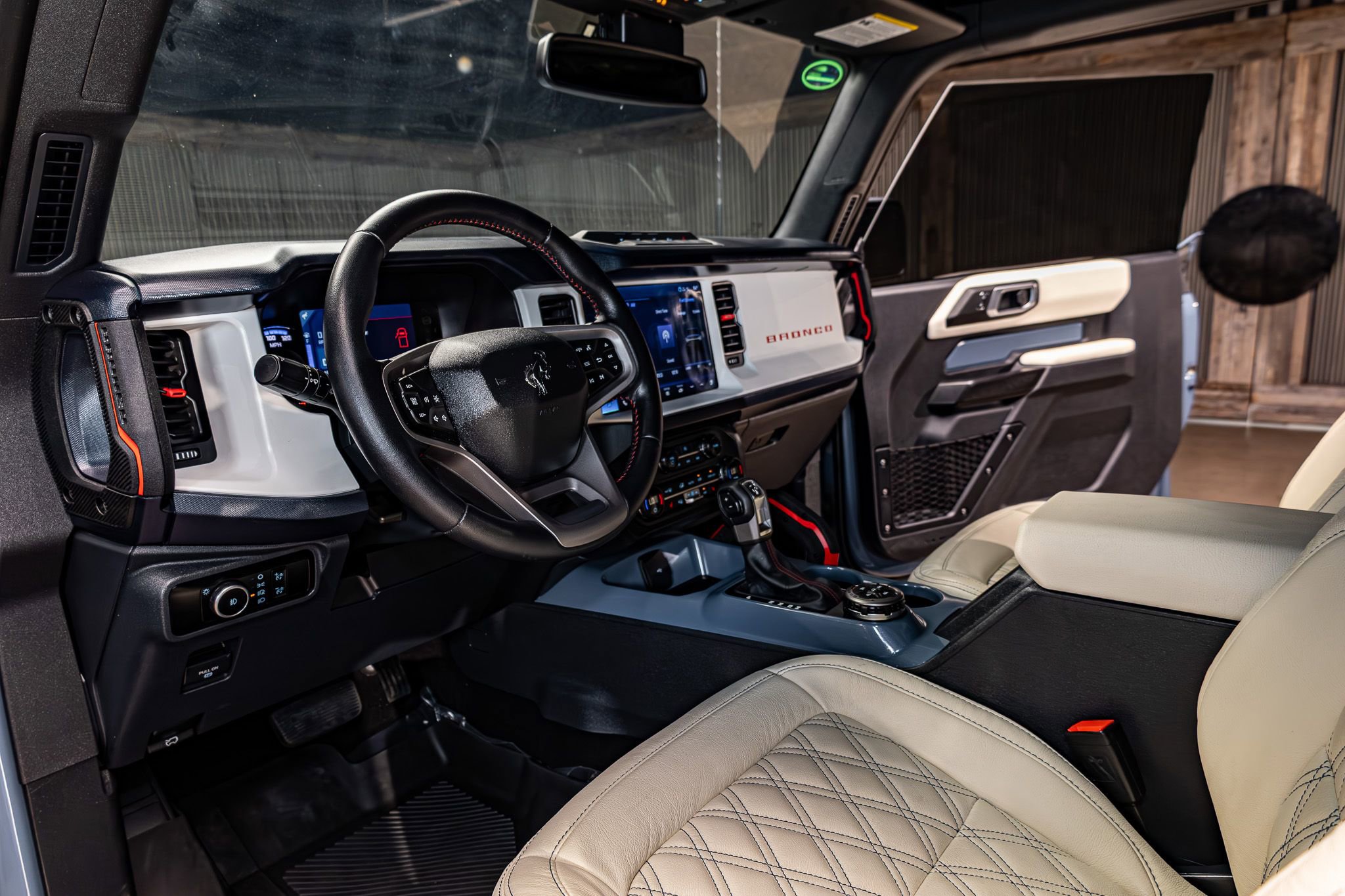 Used 2024 Ford Bronco Heritage Edition image 13