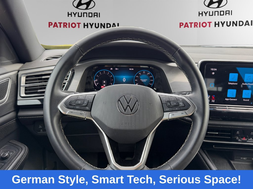 Used 2024 Volkswagen Atlas Cross Sport SE FWD image 12