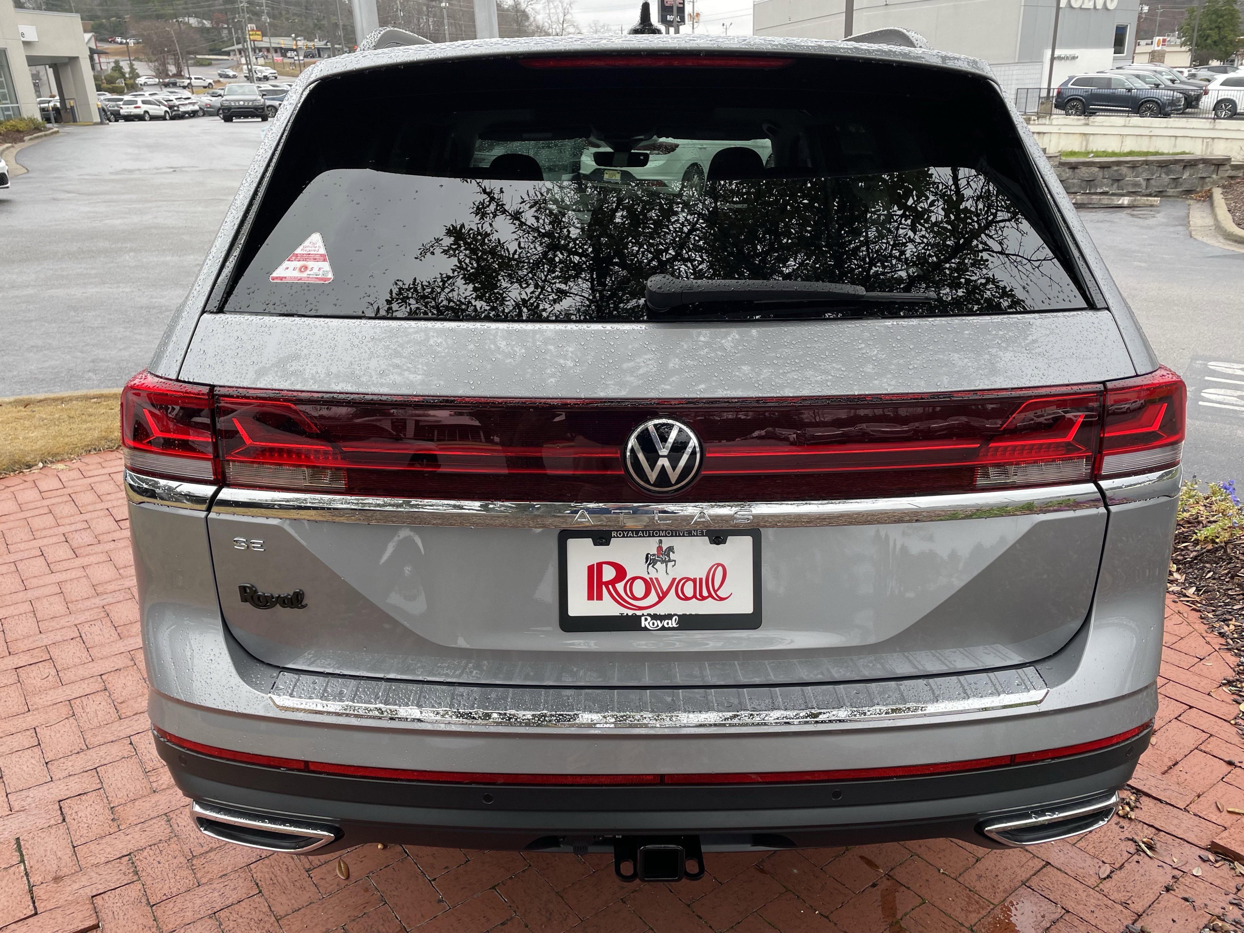 New 2026 Volkswagen Atlas SE image 5