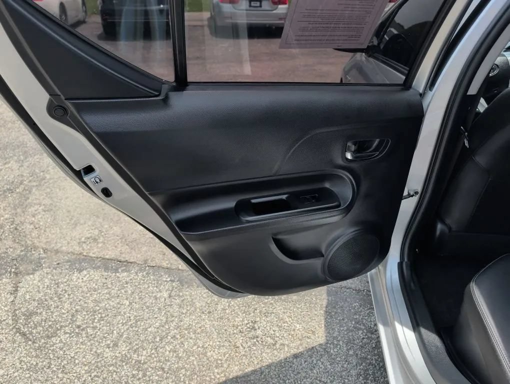 Used 2015 Toyota Prius C Four FWD image 15
