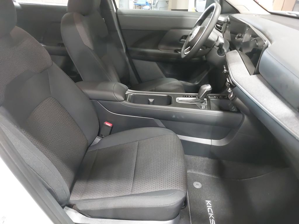 New 2026 Nissan Kicks S image 10