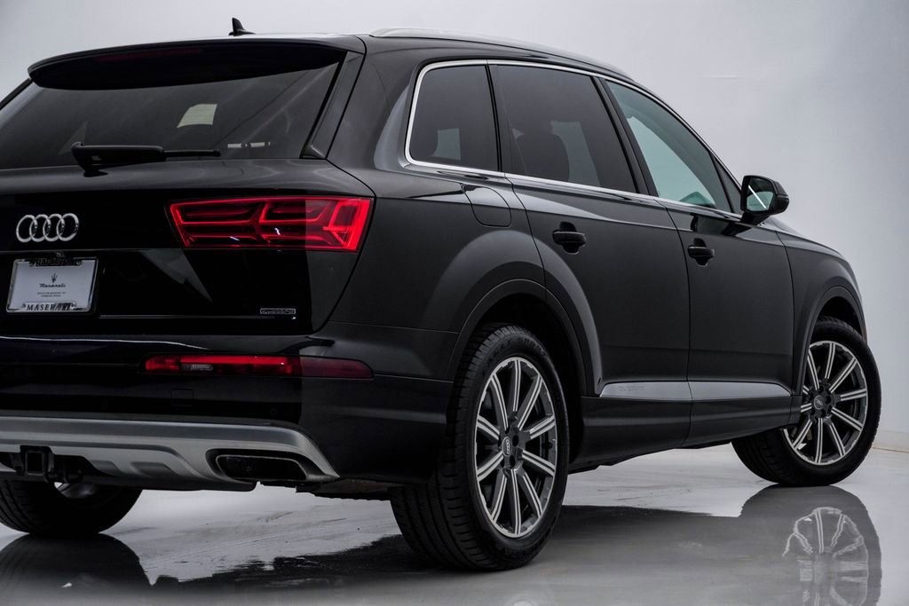 Used 2019 Audi Q7 3.0T Premium Plus w/ Premium Plus Package AWD/4WD image 9