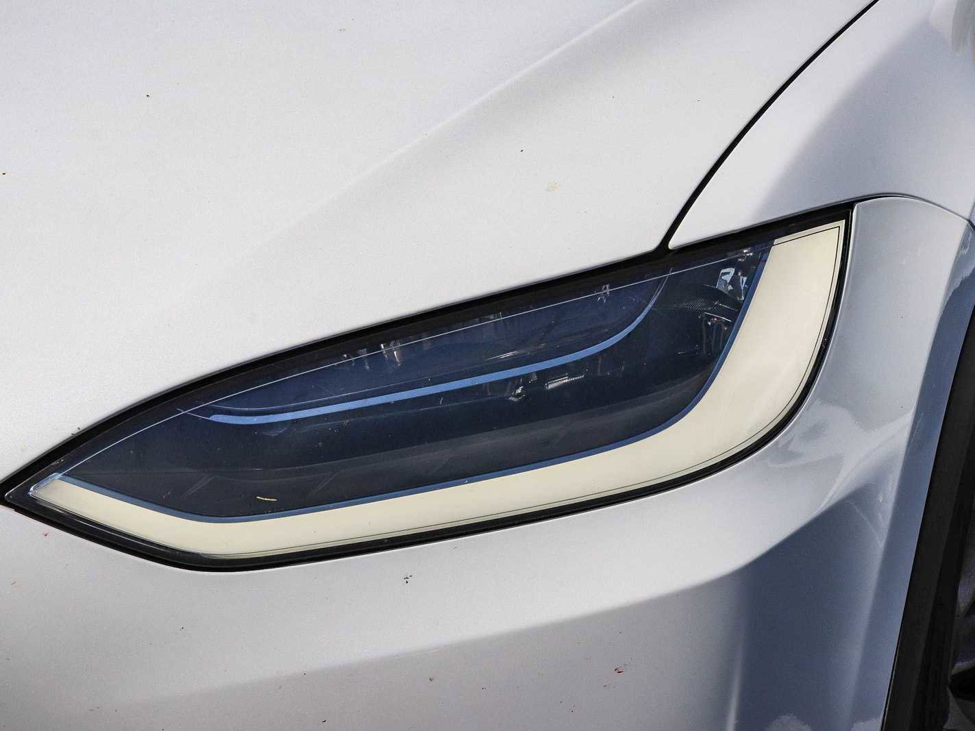 Used 2018 Tesla Model X 75D AWD/4WD image 7
