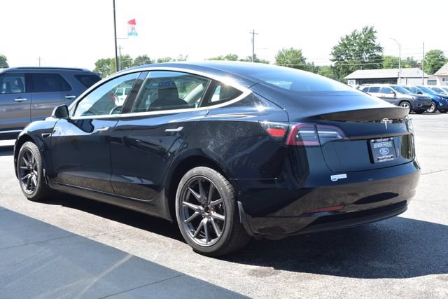 Used 2020 Tesla Model 3 Standard Range RWD image 14