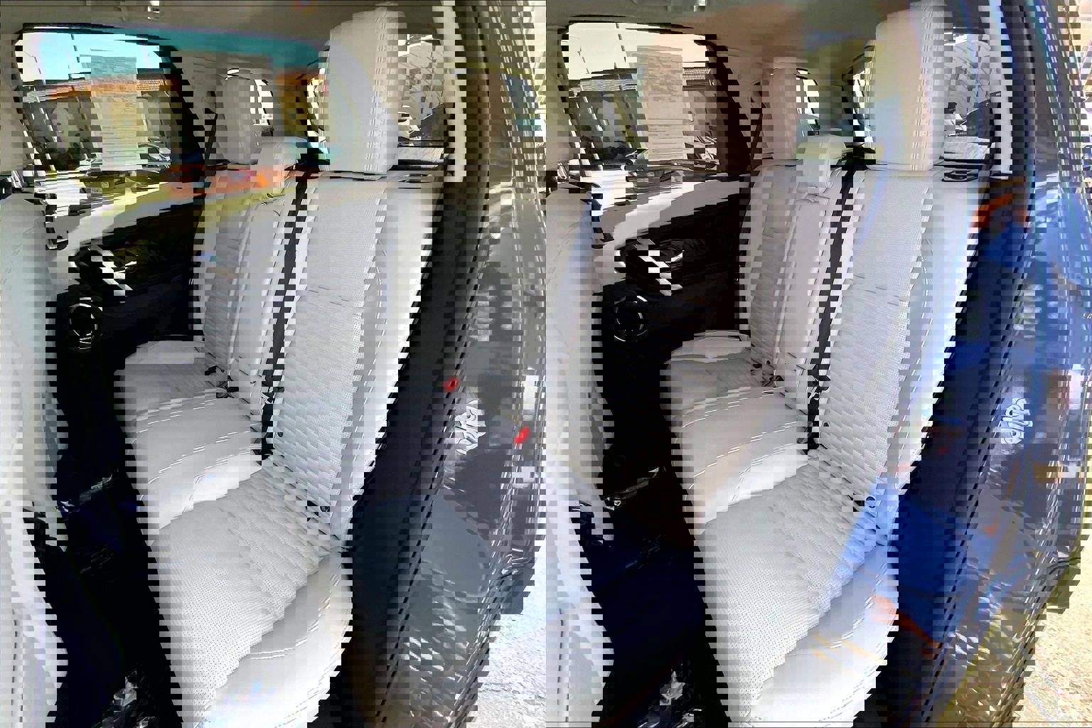 Used 2024 Land Rover Discovery Sport S image 19