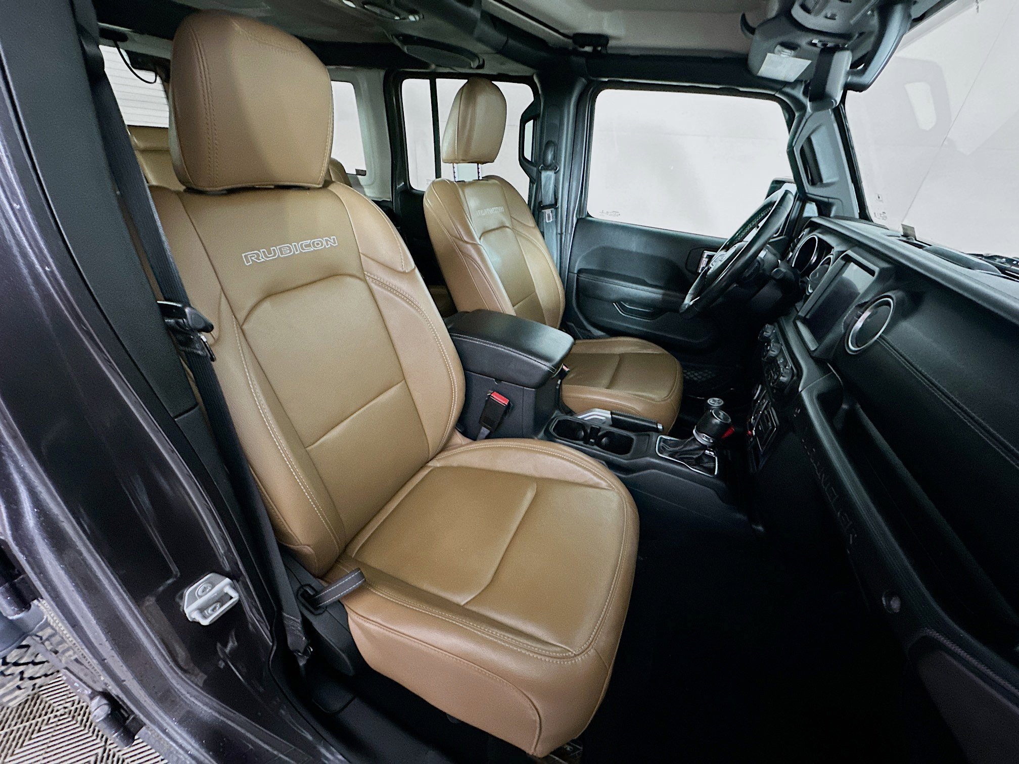 Used 2021 Jeep Wrangler Unlimited Rubicon 4xe w/ Cold Weather Group image 30