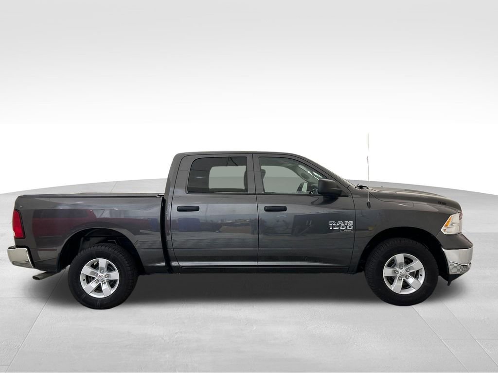 Used 2022 RAM 1500 Classic SLT AWD/4WD image 8