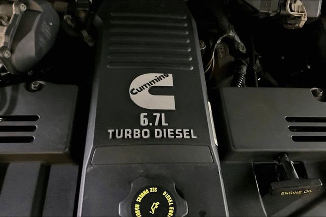 Used 2014 RAM 2500 Tradesman w/ Chrome Appearance Group image 28