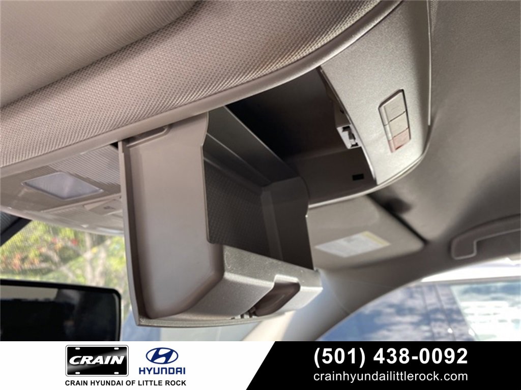 Used 2019 Volkswagen Atlas SE image 25