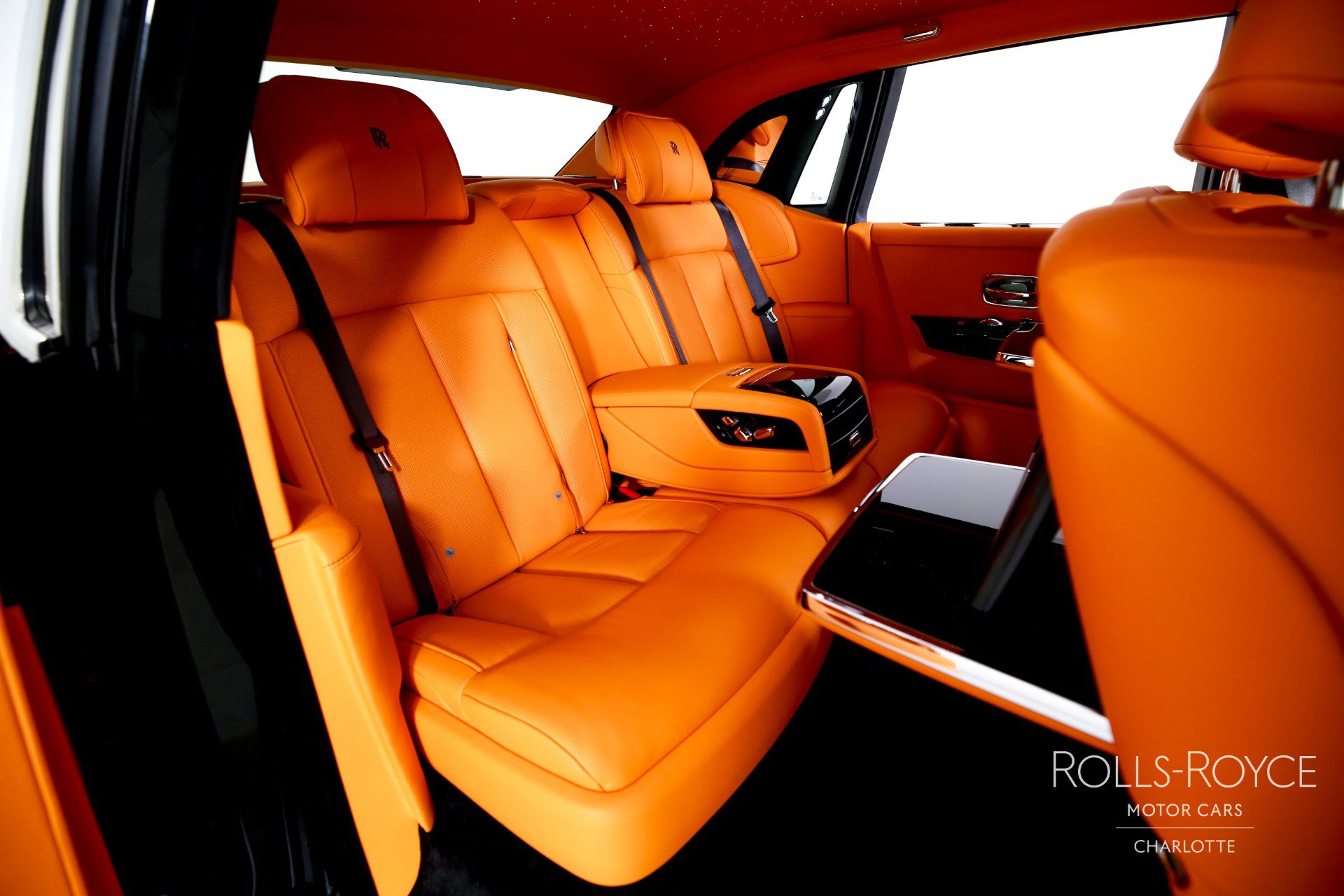 New 2026 Rolls-Royce Phantom Sedan image 29