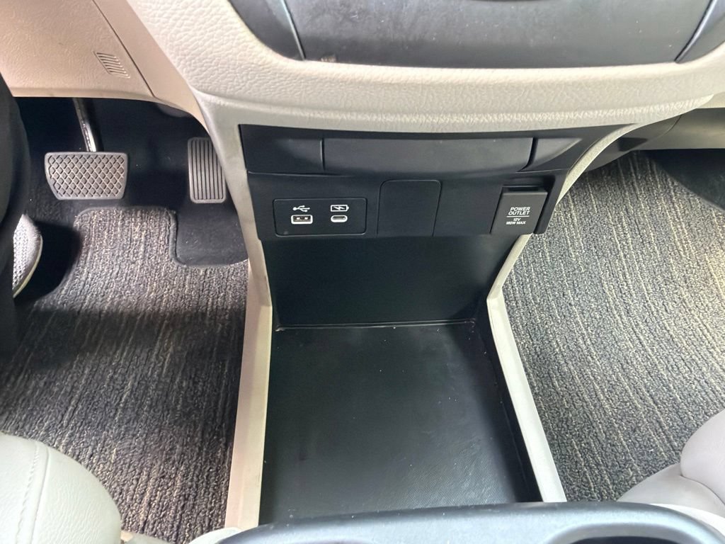 Used 2025 Honda Odyssey EX-L image 16