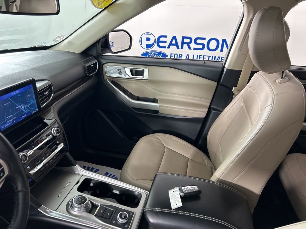 Used 2021 Ford Explorer Limited w/ Equipment Group 301A image 31