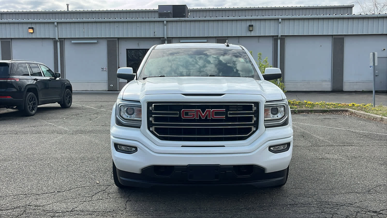Used 2018 GMC Sierra 1500 4x4 Double Cab w/ Elevation Edition image 2