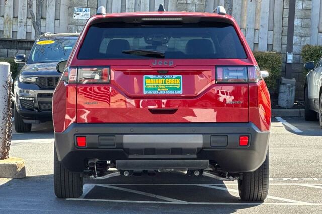 New 2026 Jeep Cherokee Laredo image 5