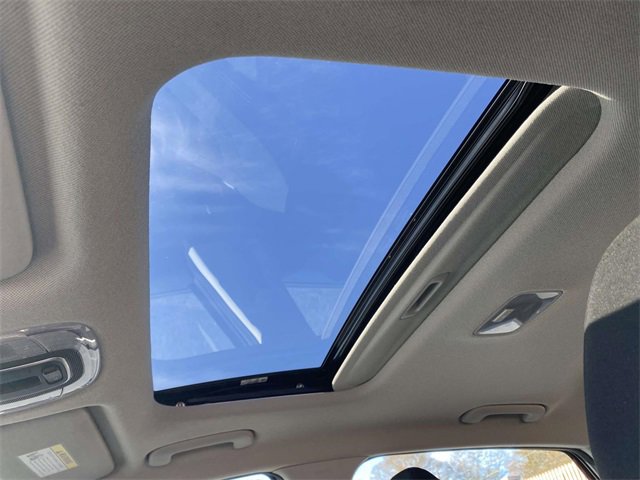 Used 2024 Hyundai Elantra SEL w/ Convenience Package image 16