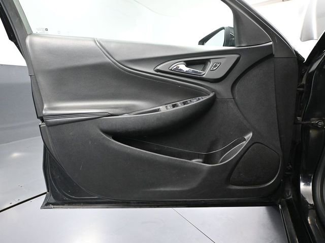 Used 2019 Chevrolet Malibu LT w/ Leather Package image 17