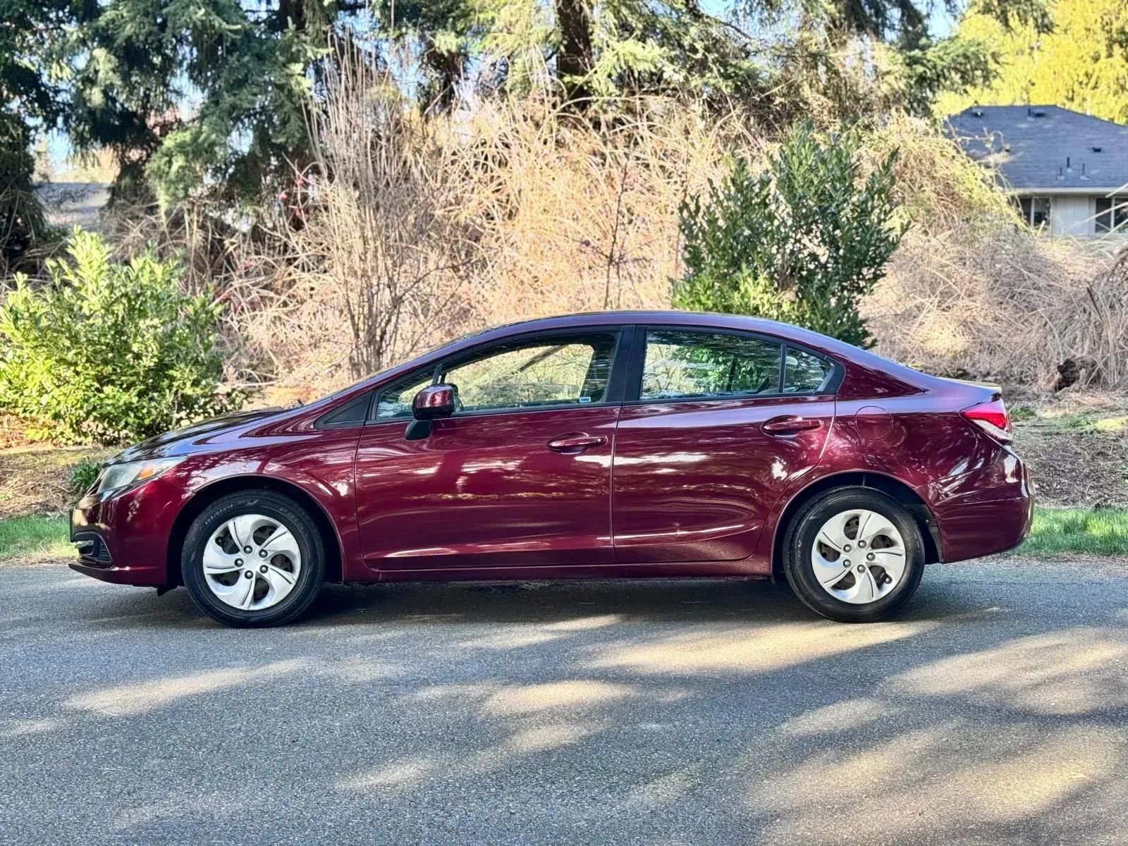 Used 2013 Honda Civic LX image 2