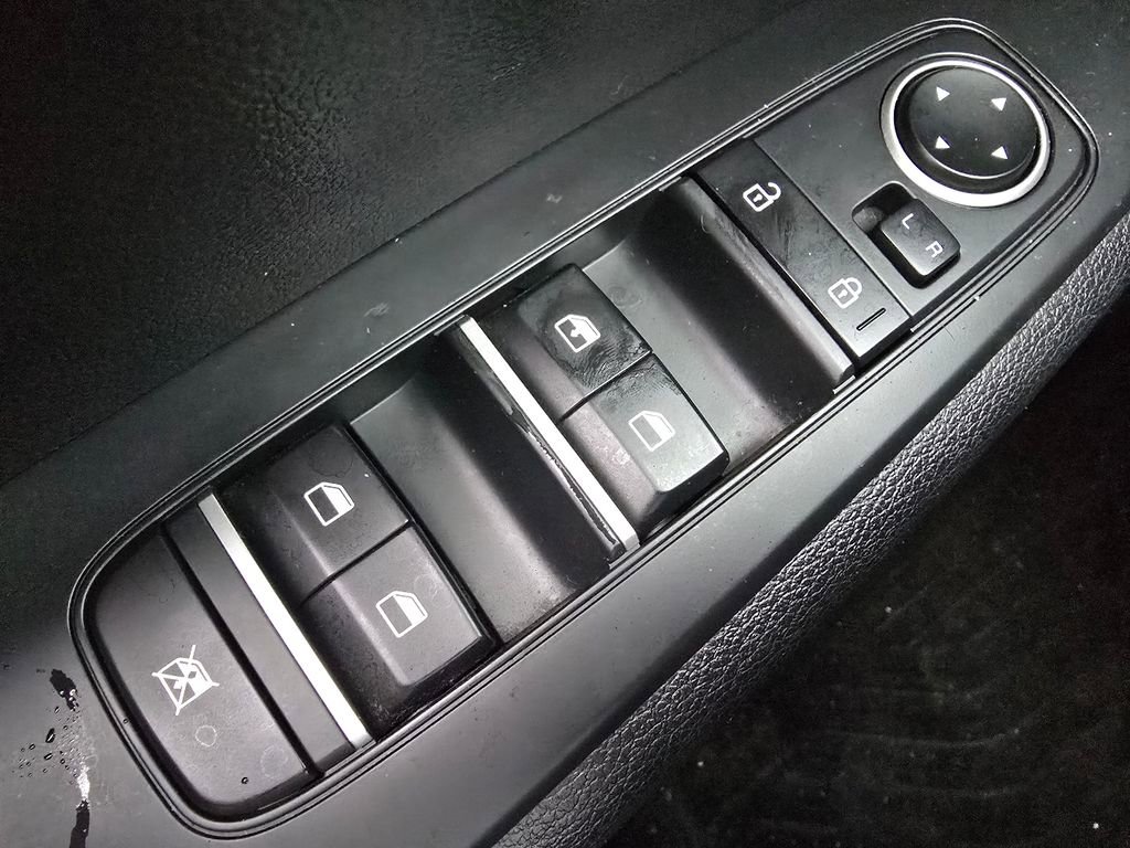 Used 2020 Kia Forte Sedan image 22