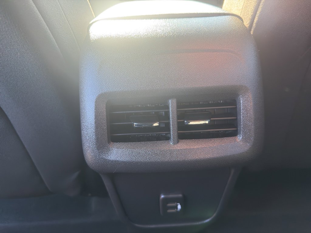 Used 2020 Chevrolet Equinox LT image 31