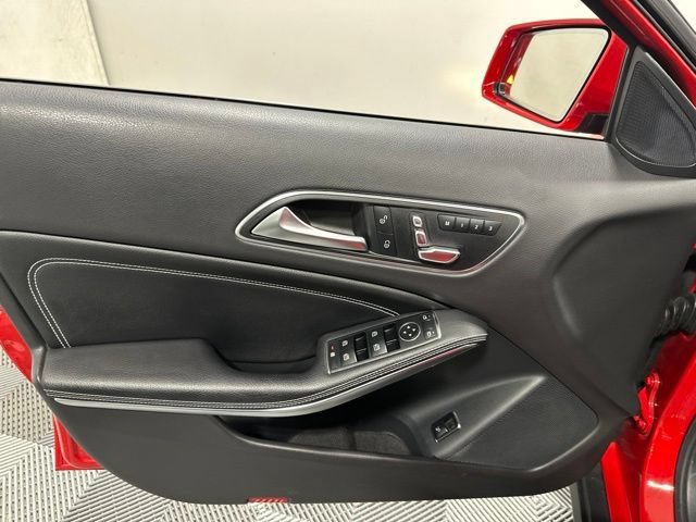 Used 2019 Mercedes-Benz GLA 250 4MATIC image 15