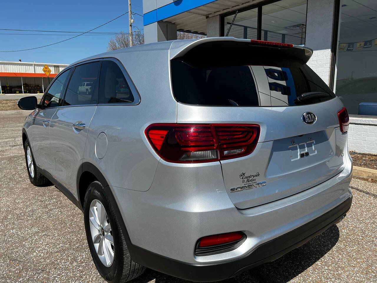 Used 2020 Kia Sorento AWD V6 image 29