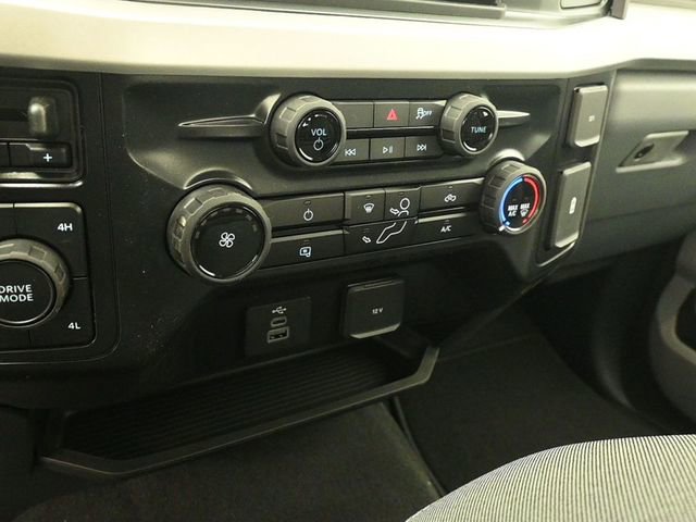 New 2026 Ford F250 4x4 Crew Cab Super Duty image 17
