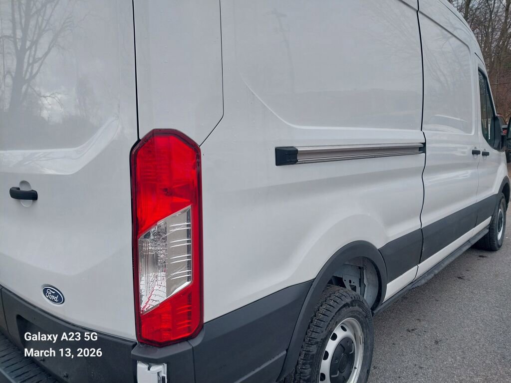 New 2026 Ford Transit 250 148 Medium Roof image 19