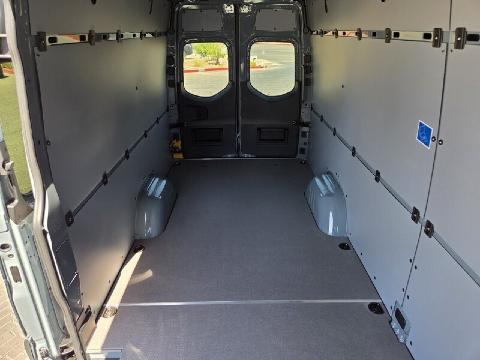 New 2026 Mercedes-Benz Sprinter 2500 image 18