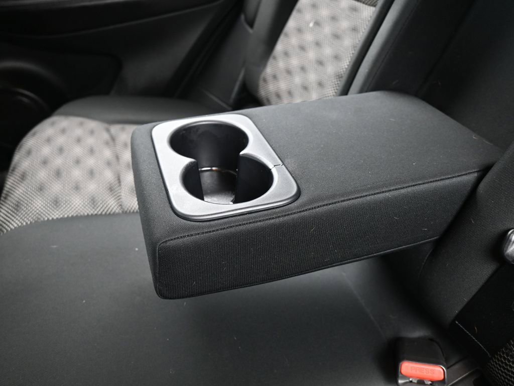 Used 2021 Nissan Rogue Sport SV image 31