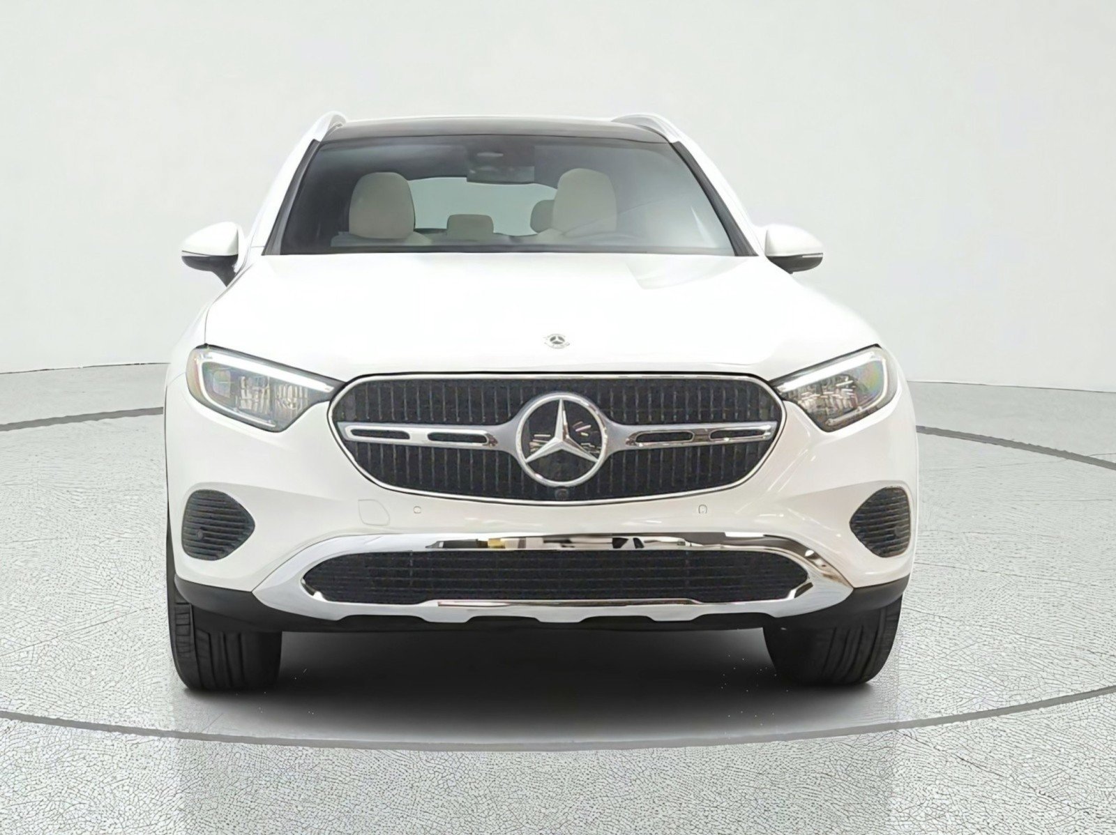 Certified 2024 Mercedes-Benz GLC 300 4MATIC image 2